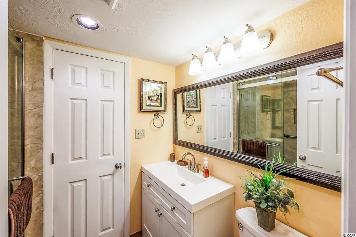 Spacious Ocean View Suite With Beautiful Updates! - Ocean Dunes Tower 2 Unit 6121 - Sleeps 6 Guests! Myrtle Beach Exterior foto